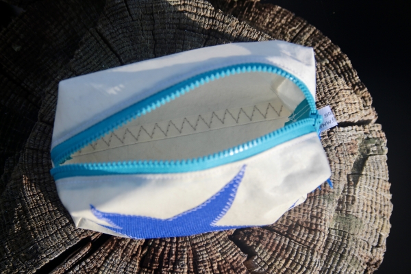 Segeltuch Kosmetiktasche eckig mit blauem Stern